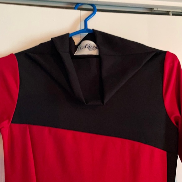 Knit dress red & black color blocking - Picture 2 of 4